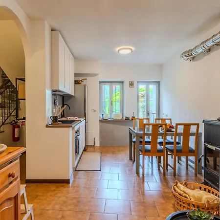 Semesterbostad Castello By Interhome *