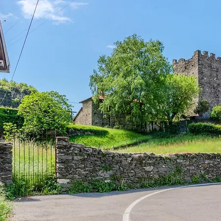 Castello By Interhome דרביו