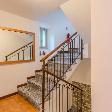 Castello By Interhome * דרביו
