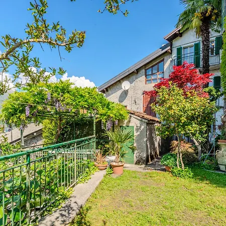Сasa de vacaciones Castello By Interhome Dervio